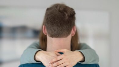 23χρονη-κόντεψε-να-χάσει-το-δάχτυλό-της-από-δαχτυλίδι-γάμου-–-Η-πρόταση-που-κατέληξε-στο-νοσοκομείο