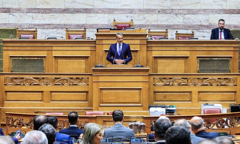 «Μέσα»-στην-ΚΟ-της-ΝΔ-–-Πώς-άκουσαν-οι-γαλάζιοι-βουλευτές-την-ομιλία-Μητσοτάκη-και-τι-ζήτησαν-από-πρωθυπουργό-και-υπουργούς