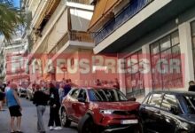 Πειραιάς:-Οδηγός-πήρε-σβάρνα-αυτοκίνητα-στην-Πειραϊκή-–-Μαρτυρίες-ότι-έτρεχε-με-μεγάλη-ταχύτητα