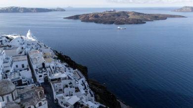 Αύξηση-12,5%-στα-έσοδα-από-τον-ελληνικό-τουρισμό-και-άνοδος-στις-αφίξεις-–-Αισιοδοξία-για-τον-Σεπτέμβριο