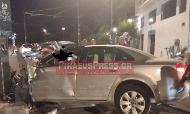 Πειραιάς:-Σε-κρίσιμη-κατάσταση-η-33χρονη-από-το-τροχαίο-δυστύχημα-με-θύμα-τον-40χρονο-–-Σοκαριστικές-φωτογραφίες-από-το-σημείο