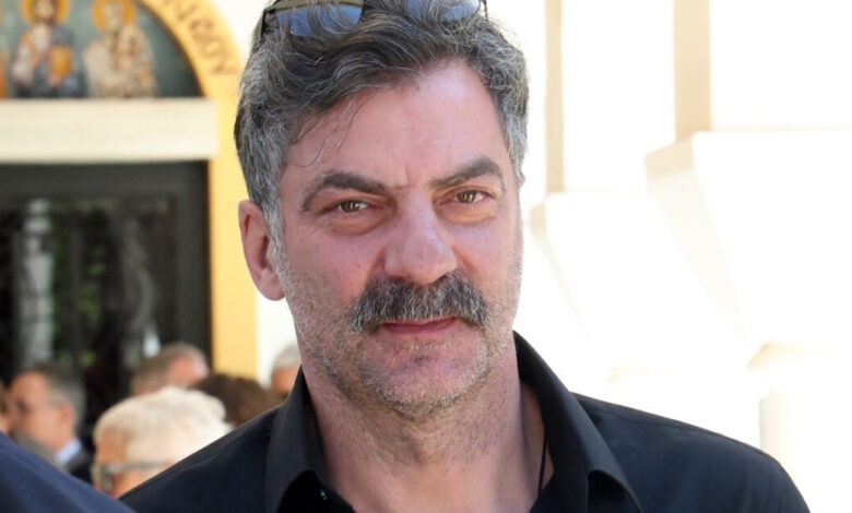 Ο-Στάθης-Μαντζώρος-«ξύπνησε»-μετά-το-εγκεφαλικό:-«Αντιλαμβάνεται-τα-πάντα-αλλά-δεν-μπορεί-να-μιλήσει»,-είπε-ο-πατέρας-του
