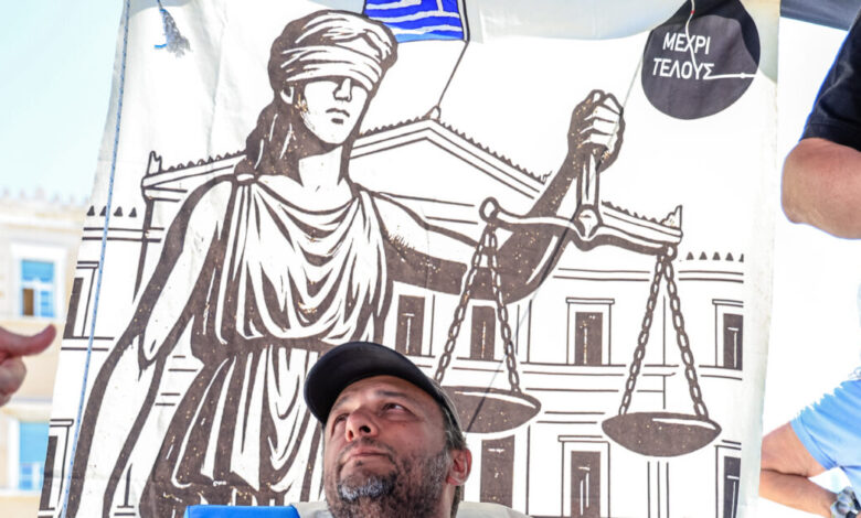 Το-ΠΑΣΟΚ-στο-πλευρό-του-Πάνου-Ρούτσι:-Αναφαίρετο-δικαίωμα-ενός-γονέα-να-ζητήσει-εκταφή