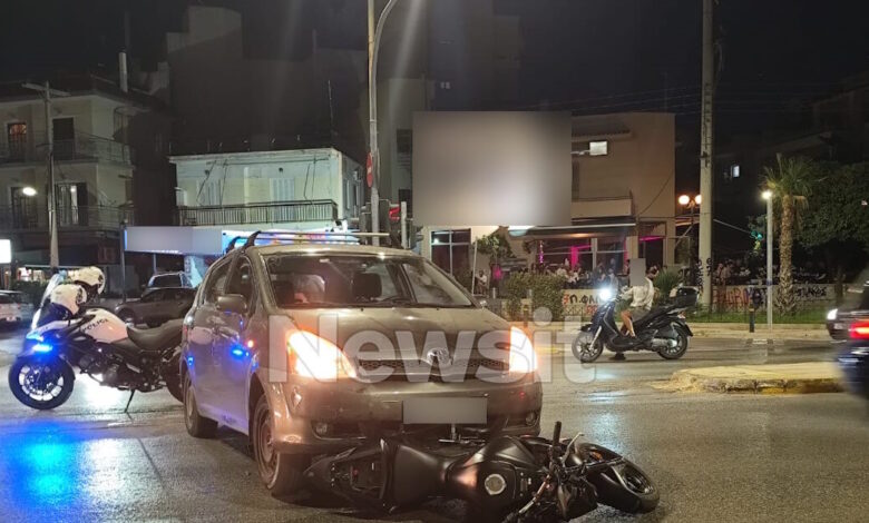 Τροχαίο-με-μηχανάκι-και-αυτοκίνητο-στη-λεωφόρο-Αμφιθέας
