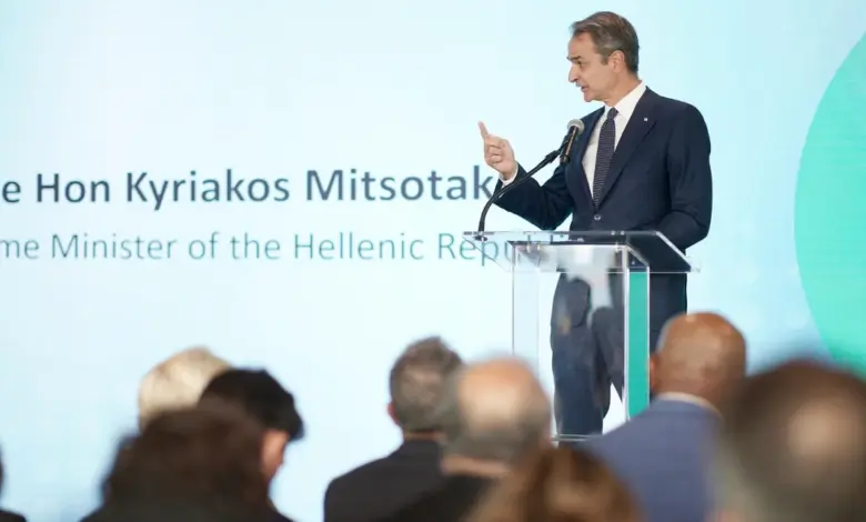 Την-απαγόρευση-Μέσων-Κοινωνικής-Δικτύωσης-σε-εφήβους-ως-16-ετών-μελετά-η-κυβέρνηση-Μητσοτάκη