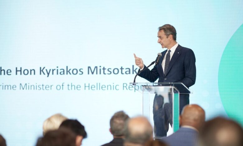 Μητσοτάκης-σε-ομογενείς:-«Η-Ελλάδα-έχει-επιστρέψει-δυναμικά-–-Από-το-χείλος-της-χρεοκοπίας-σε-μία-από-τις-καλύτερες-οικονομίες-της-Ευρώπης»