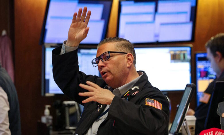 wall-street:-Πτώση-για-δεύτερη-ημέρα,-υπό-πίεση-οι-μετοχές-nvidia-και-oracle