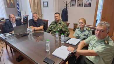 o-tαξίαρχος-της-ΣΜΥ-στη-Διεύθυνση-Δευτεροβάθμιας-Εκπαίδευσης-Τρικάλων