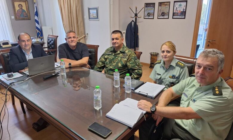 o-tαξίαρχος-της-ΣΜΥ-στη-Διεύθυνση-Δευτεροβάθμιας-Εκπαίδευσης-Τρικάλων