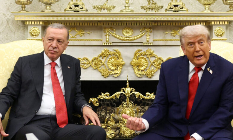 Τραμπ-–-Ερντογάν:-Το-«πάρε-δώσε»-της-συνάντησης-–-Οι-συμφωνίες-που-υπογράφηκαν,-τα-f-35-και-το-ρωσικό-πετρέλαιο