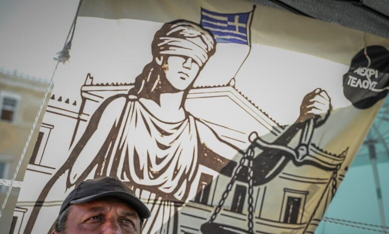Η-κυβέρνηση-ανησυχεί-για-την-απεργία-πείνας-του-Πάνου-Ρούτσι-αλλα-επιμένει-ότι-η-Δικαιοσύνη-είναι-αρμόδια-για-την-εκταφή
