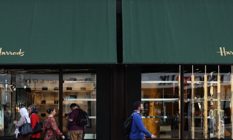 harrods:-hackers-έκλεψαν-ονόματα-και-στοιχεία-επικοινωνίας-πελατών-του-eshop