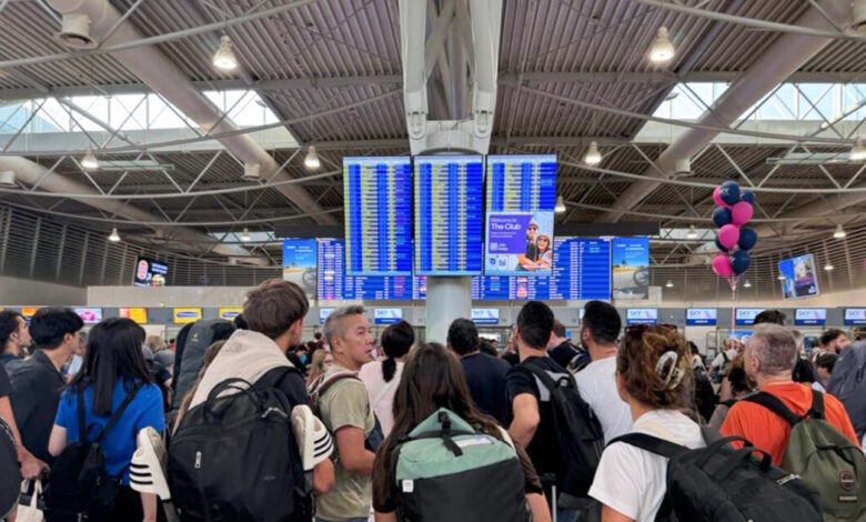 Αεροδρόμιο-«Ελ-Βενιζέλος»:-Συνεχίζονται-οι-καθυστερήσεις-–-«Οι-ελεγκτές-εναέριας-κυκλοφορίας-μπορεί-να-παίρνουν-έως-120.000-ευρώ-ετησίως»,-λέει-ο-Χριστός-Δήμας