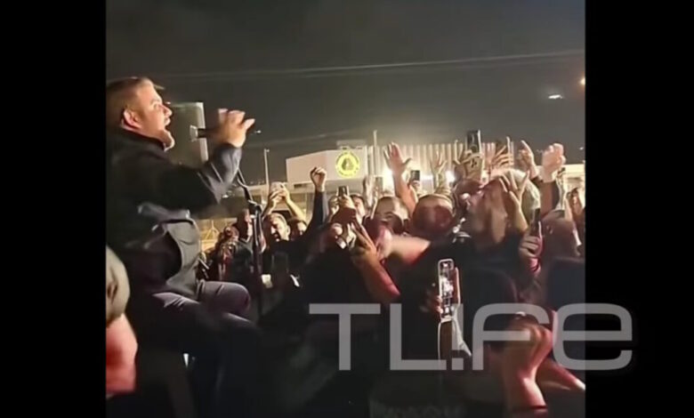 Ο-Βασίλης-Μπισμπίκης-τα-«έσπασε»-σε-κρητικό-γλέντι-πριν-τρακάρει-τα-οχήματα-στη-Φιλοθέη-–-Δείτε-βίντεο