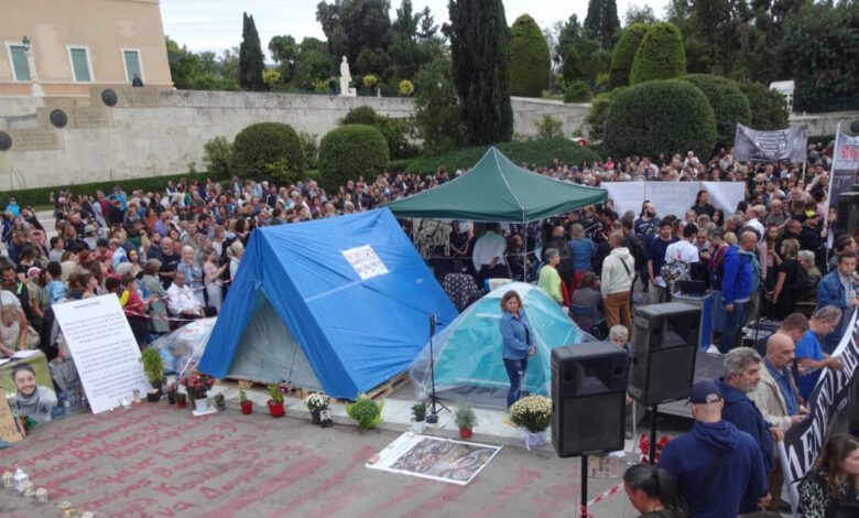 Πάνος-Ρούτσι:-Νέα-συγκέντρωση-συμπαράστασης-στον-απεργό-πείνας-στο-Σύνταγμα-–-Κλειστή-η-Βασιλίσσης-Σοφίας