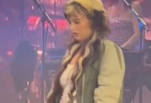 Η-τραγουδίστρια-lola-young-κατέρρευσε-on-stage-σε-φεστιβάλ-στη-Νέα-Υόρκη-–-«Τώρα-είμαι-καλά»