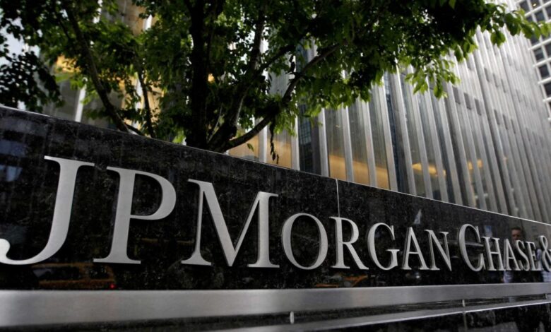 Θετικό-σήμα-της-jp-morgan-για-τα-ελληνικά-ομόλογα-–-Ποιοι-είναι-οι-λόγοι