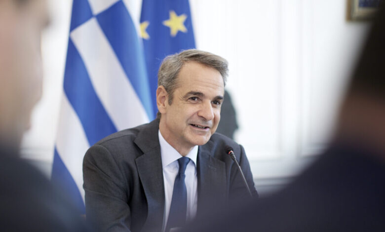 Μητσοτάκης-στο-υπουργικό:-Μάχη-με-τα-fake-news-για-Τέμπη-και-εξωτερική-πολιτική-–-Τολμηρές-αλλαγές-στις-Ένοπλες-Δυνάμεις