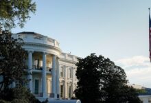 shutdown-στις-ΗΠΑ:-«Παγώνουν»-οι-πληρωμές-των-δημοσίων-υπαλλήλων-και-βγαίνουν-σε-υποχρεωτική-άδεια