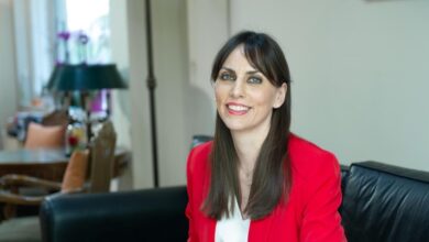 Χαραλαμπογιάννη:-Έως-25.000-δημόσιοι-υπάλληλοι-θα-λάβουν-μπόνους-το-2026