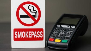 Φτώχεια,-φόροι-και-τώρα…-τέλος-και-στο-τσιγάρο:-Όταν-η-ακρίβεια-γίνεται-απαγόρευση