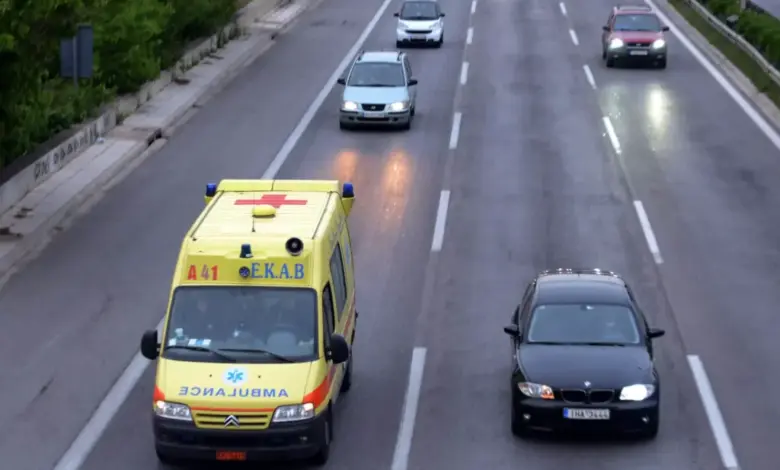 Θανατηφόρο-τροχαίο-στη-Λάρισα-–-Νεκρός-45χρονος,-τραυματίας-ο-24χρονος-γιος-του