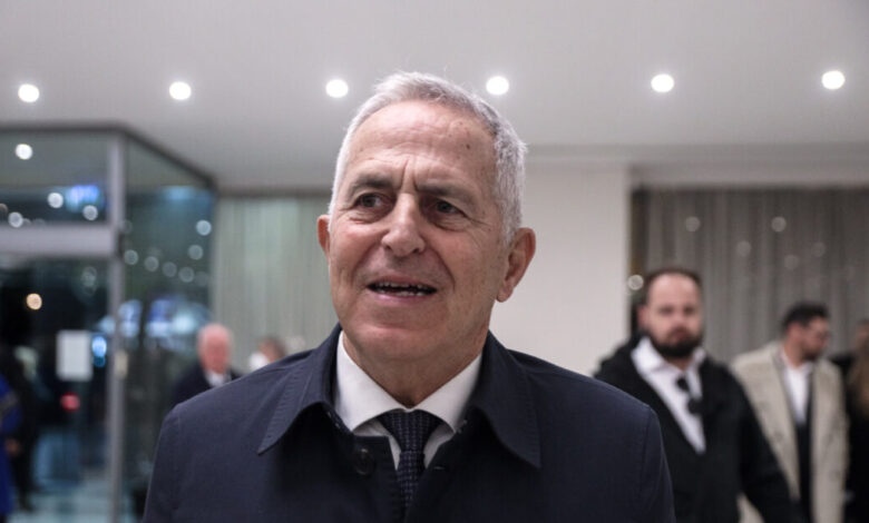 Ο-γιος-του-Ευάγγελου-Αποστολάκη-ανάμεσα-στους-27-Έλληνες-που-συνελήφθησαν-από-το-Ισραήλ:-«Ο-αλήτης-υπουργός-Ασφαλείας-τους-έκανε-bullying»