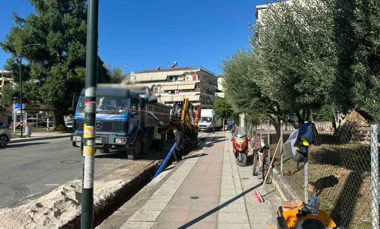 Τρίκαλα:-Σουρωτήρι-οι-δρόμοι,-τροχονόμοι…-οι-εργολάβοι!