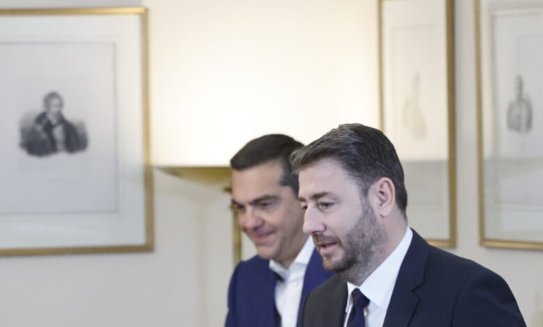 ΠΑΣΟΚ:-Σχέδιο-διεύρυνσης-η-απάντηση-στο-κόμμα-Τσίπρα:-Τρεις-ανεξάρτητοι-στο-στόχαστρο-Ανδρουλάκη
