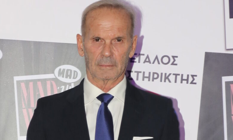 Πέτρος-Κωστόπουλος:-Το-πρώτο-μήνυμα-μετά-τον-γάμο-της-κόρης-του-–-«Αρκετά-έλειψα-λόγω-οικογενειακών-υποχρεώσεων»