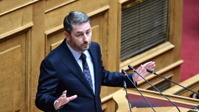 ΠΑΣΟΚ:-Ο-Νίκος-Ανδρουλάκης-στρέφεται-στα-παλιά-στελέχη-για-να-αντιμετωπίσει-τον-Αλέξη-Τσίπρα