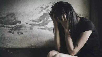 «Μου-φώναζε-“λίγα-σου-έκανα”»-λέει-η-43χρονη-που-έπεσε-θύμα-ξυλοδαρμού-από-τον-επιχειρηματία-που-εμφανίζεται-ως-πλαστικός-χειρουργός