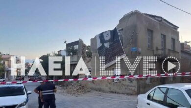 Πύργος:-Κατέρρευσε-κτίριο-σε-πλατεία-–-Ζημιές-σε-τρία-οχήματα