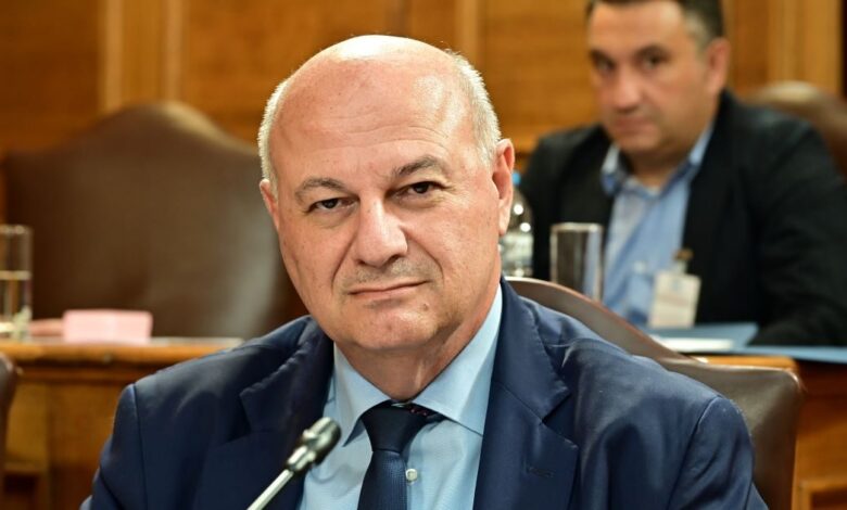 Ο-Κώστας-Τσιάρας-διαψεύδει-ότι-υπέβαλλε-την-παραίτησή-του-–-«Δεν-λιγοψύχησα-ποτέ-στις-μεγάλες-μεταρρυθμίσεις»