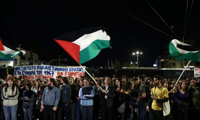 Η-αστυνομία-απαγόρευσε-την-αποψινή-πορεία-στο-Σύνταγμα-για-τον-ηγέτη-της-χαμάς