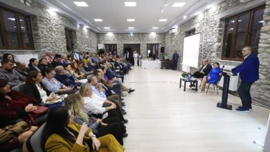Ελασσόνα:-Με-επιτυχία-το-πρώτο-«Καφέ-της-Επιστήμης»