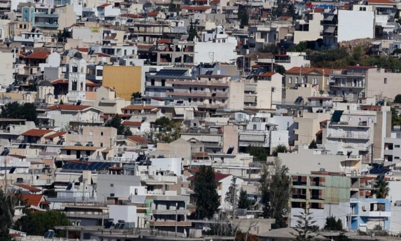 ΕΝΦΙΑ:-Ποιοι-θα-δουν-μικρότερο-εκκαθαριστικό-το-2026-–-Στα-778-δισ.-ευρώ-η-ακίνητη-περιουσία-των-Ελλήνων