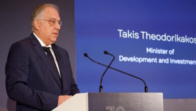 Θεοδωρικάκος:-Έλεγχοι-στην-αγορά-για-μειώσεις-τιμών-και-δημιουργία-νέας-Ανεξάρτητης-Αρχής