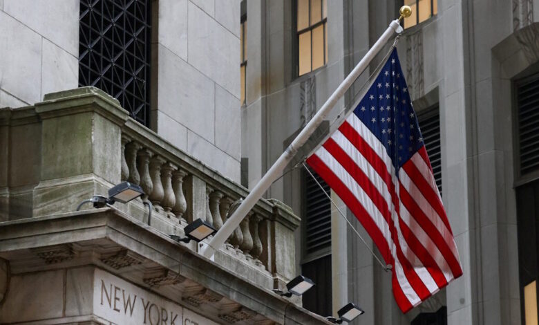 wall-street:-Η-άνοδος-της-apple-οδηγεί-τον-dow-jones-σε-άλμα-500-μονάδων