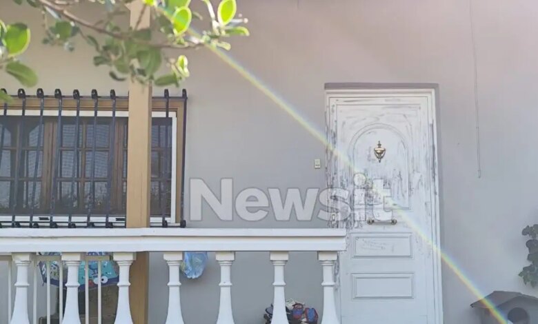 Κορωπί:-Ο-50χρονος-τρεις-ημέρες-πριν-τον-ξυλοδαρμό-είχε-κλειδώσει-την-40χρονη-και-το-παιδί-έξω-από-το-σπίτι