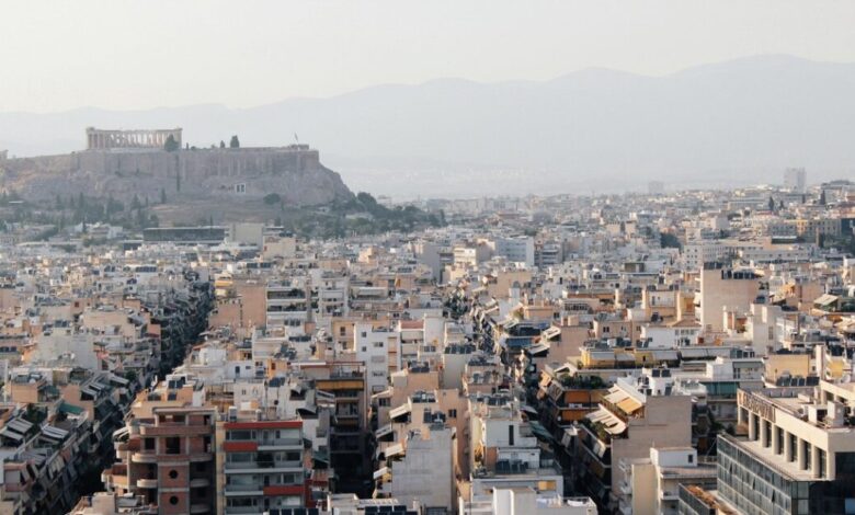 Στεγαστική-κρίση:-«Αγκάθια»-τα-κλειστά-ακίνητα-και-το-γερασμένο-απόθεμα-–-Στο-επίκεντρο-οι-ανακαινίσεις-κατοικιών