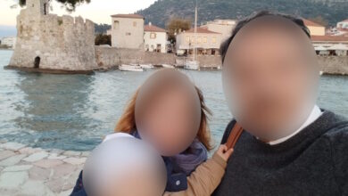 Κορωπί:-Μάχη-για-να-κρατηθεί-στη-ζωή-δίνει-η-40χρονη-που-ξυλοκοπήθηκε-από-τον-σύζυγό-της-–-Με-χτυπήματα-και-ο-4χρονος-γιος-τους