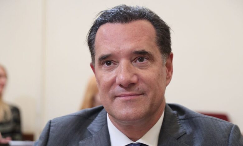 Ο-Άδωνις-Γεωργιάδης-μοιράστηκε-την-ιστορία-12χρονης-με-σπάνια-ασθένεια-που-βγήκε-νικήτρια-μετά-από-μεταμόσχευση