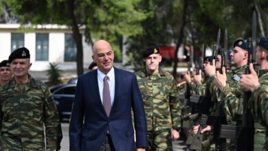 Ο-Νίκος-Δένδιας-σε-εργοστάσιο-παραγωγής-drones:-«Θα-παρακαλέσω-τον-πρωθυπουργό-να-έρθει-να-δει-τι-φτιάχνουμε-εδώ»