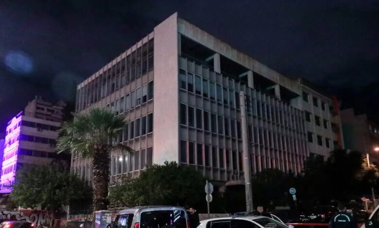h-«Σύμπραξη-Αναρχικών-και-Κομμουνιστών»-ανέλαβε-την-ευθύνη-για-τα-γκαζάκια-σε-παράρτημα-του-υπουργείου-Αγροτικής-aνάπτυξης