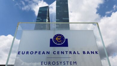 Σε-διαφορετική-κατεύθυνση-η-ΕΚΤ-και-η-fed-για-τα-επιτόκια