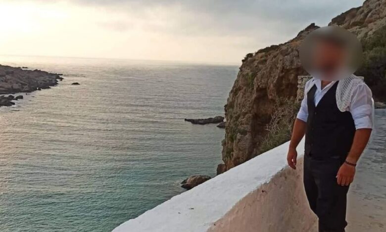 Χανιά:-Παραδόθηκε-ο-23χρονος-που-εκτέλεσε-τον-52χρονο-θείο-του-στο-γλέντι-στο-Έλος-Κισσάμου