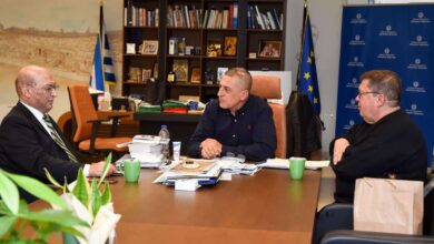 Εθιμοτυπική-επίσκεψη-του-Πρέσβη-της-Αρμενίας-στον-Περιφερειάρχη-Θεσσαλίας-Δημήτρη-Κουρέτα