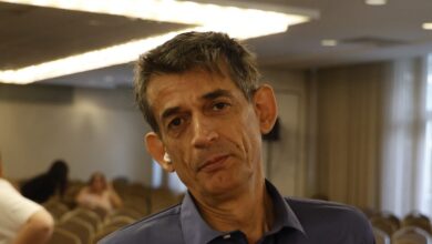 Καρανίκας:-«Κάφροι»-αυτοί-που-επιτέθηκαν-στον-Βορίδη-–-«Είσαι-ο-μόνος-αριστερός-που-έκανε-rebranding»,-λέει-ο-Γεωργιάδης