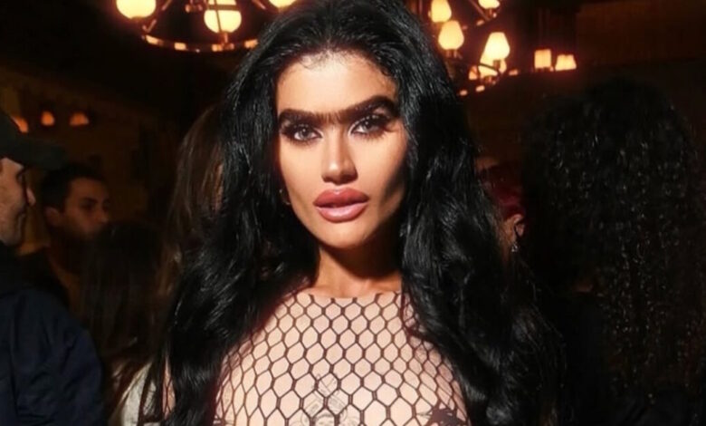 Η-Σοφία-Χατζηπαντελή-πόζαρε-με-διχτυωτή-ολόσωμη-φόρμα-και-αναστάτωσε-τους-followers-της-στο-instagram